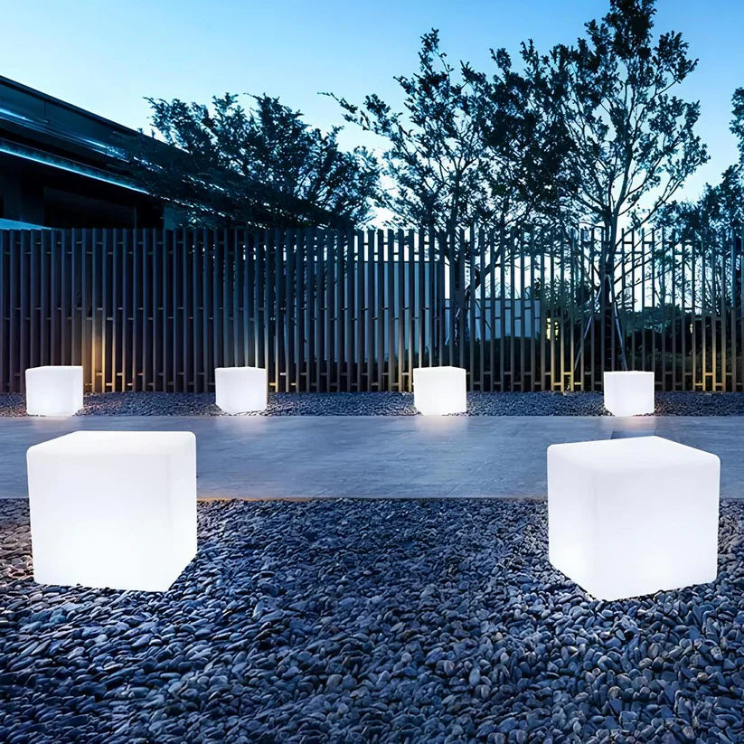RadiantCube™ | Kubische Gartenleuchte