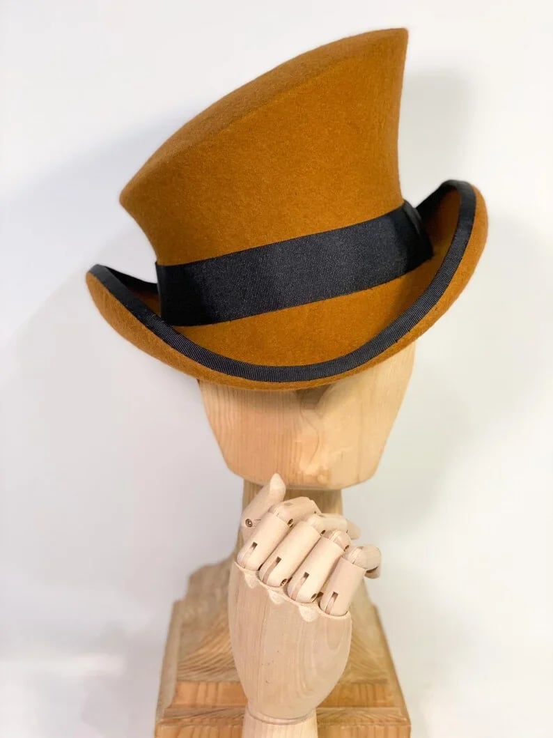 Elegante Strickmütze mit Drehung für mühelosen Stil