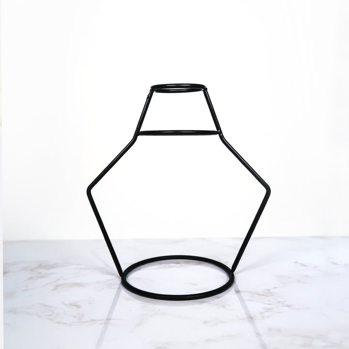Elegante Moderne Dekorative Vase für Stilvolle Wohn- und Bürodekoration