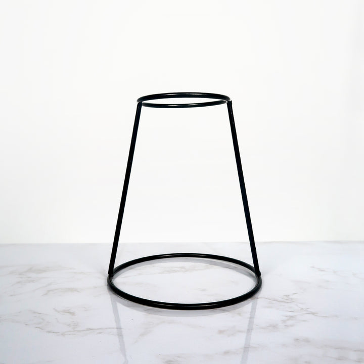 Elegante Moderne Dekorative Vase für Stilvolle Wohn- und Bürodekoration