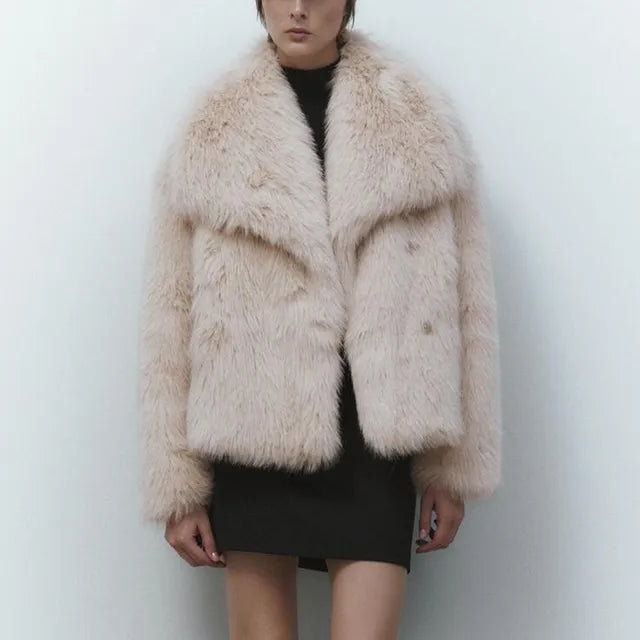 Axela™ | Eleganter Damen-Pelzmantel für stilvolle Wintermode 2024