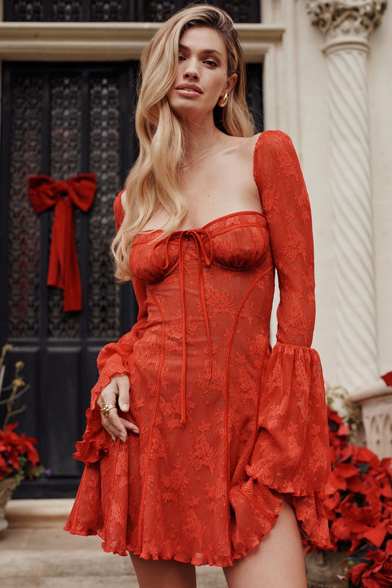 LaceÉpoque™ | Vintage-Spitzenkorsettkleid für eine elegante Silhouette