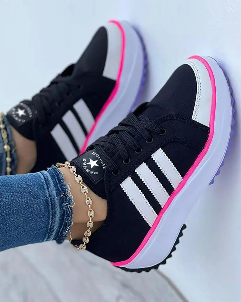 50 % RABATT | Bunte, atmungsaktive Canvas-Sneaker für Damen