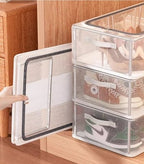 Aufbewahrungslösung für Schuhe und Kleidung im Schrank