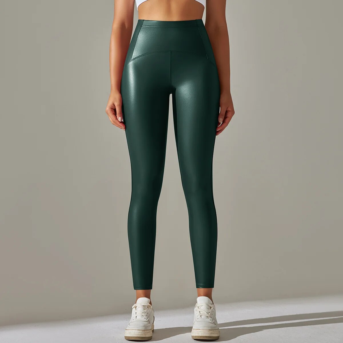Woolenova™ | Eleganz und Komfort in Lederleggings
