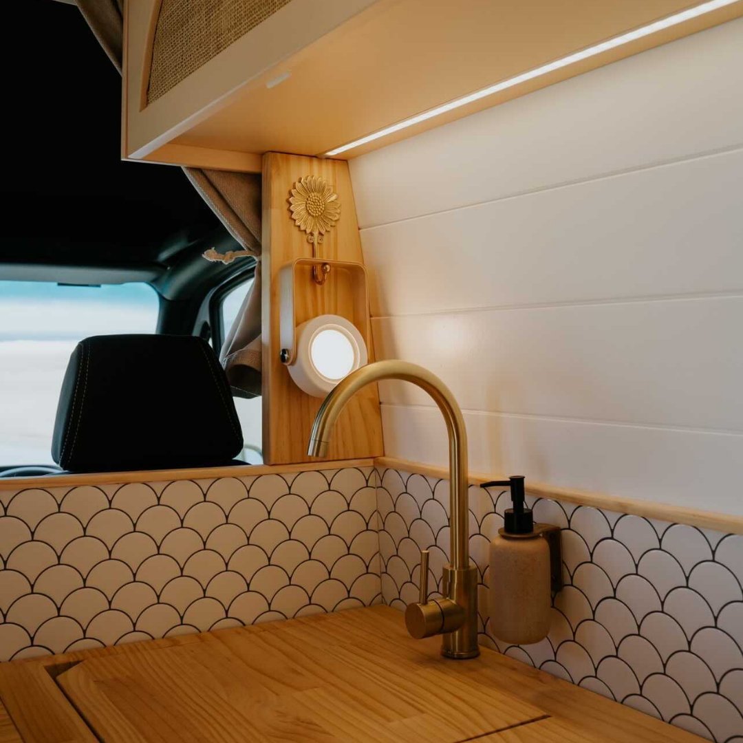 Adaptive Ambient Licht Lampe für jede Stimmung und jeden Raum