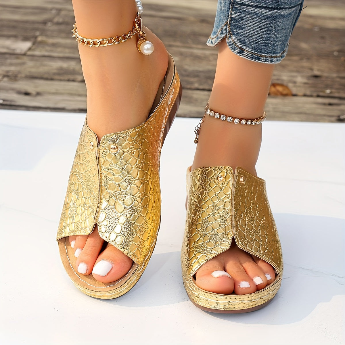 CrocoStep™ – Stilvolle & Bequeme Hausschuhe