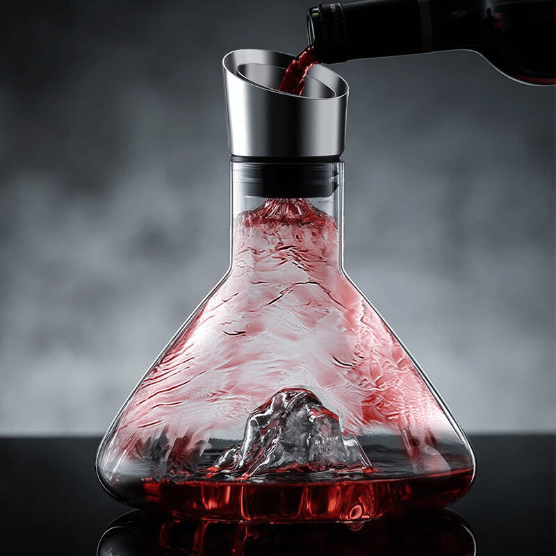 Eleganter Weinbelüfter-Ausgießer für ein geschmeidiges, sedimentfreies Weinerlebnis