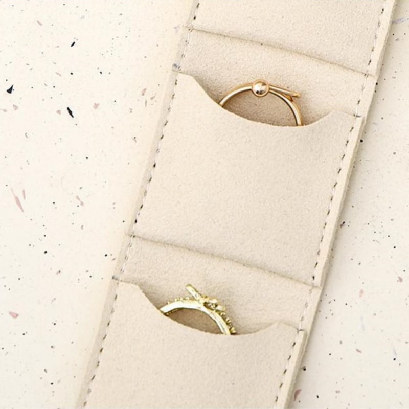 LumaLuxe™ - Kompakte Schmucktasche für verhedderungsfreien Glanz