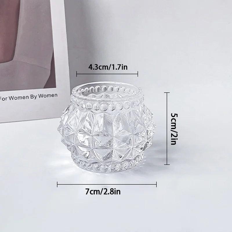 Eleganter Kerzenhalter aus wellenstrukturiertem Glas