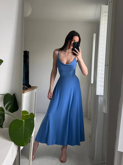 FlipChic™ | 2-in-1-Kleid, das auf beiden Seiten getragen werden kann