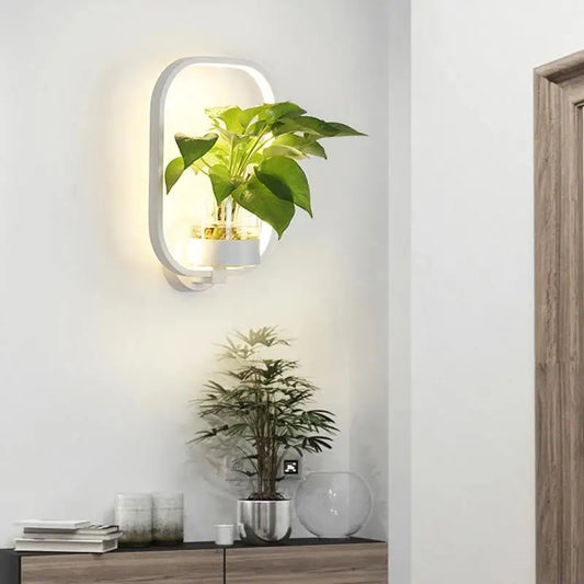 GlowPlant™ – Wandlicht mit Stil & integriertem Pflanzgefäß