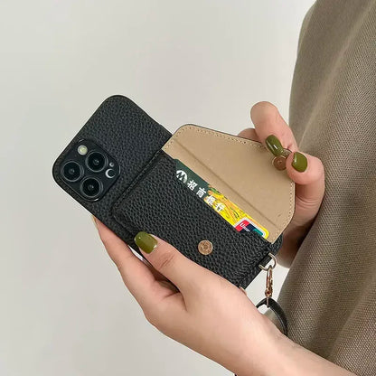 Strapo™ – Das Leder Kartenetui mit Umhängeband für dein iPhone