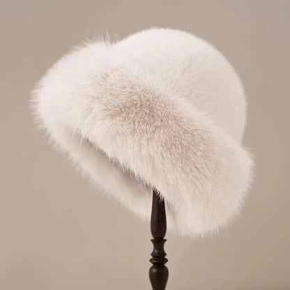 Fleecea™ | Elegante Pelzmütze für luxuriösen Winterkomfort