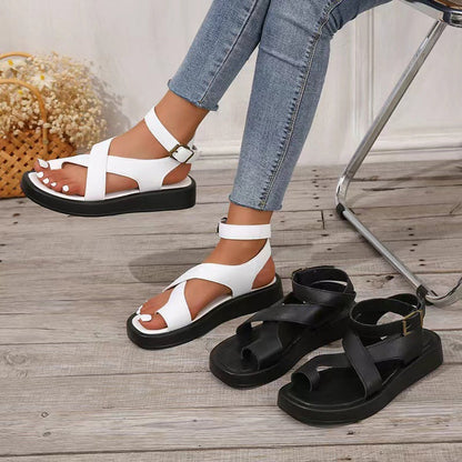 Clarissa™ | Flache Riemchensandalen mit verstellbarer Schnalle