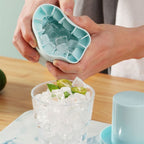 Tragbarer Silikon-Eiswürfelbereiter mit Deckel