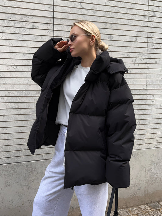 PufferLux™ | Oversized Women's Black Puffer Jacket with Hood | Insulated &amp; Fashionable