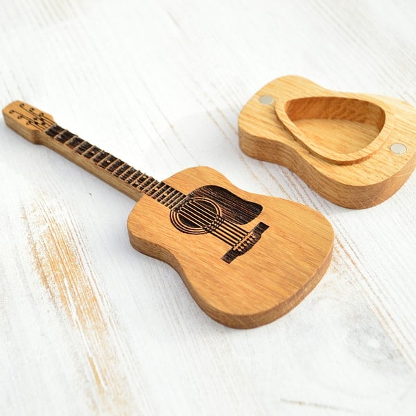 GuitarHolder™ | Gitarrenplektrenhalter +3 kostenlose Plektren