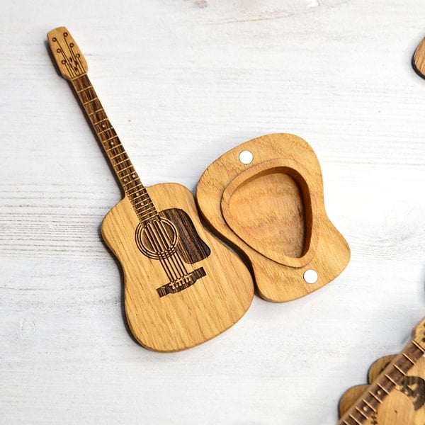 GuitarHolder™ | Gitarrenplektrenhalter +3 kostenlose Plektren