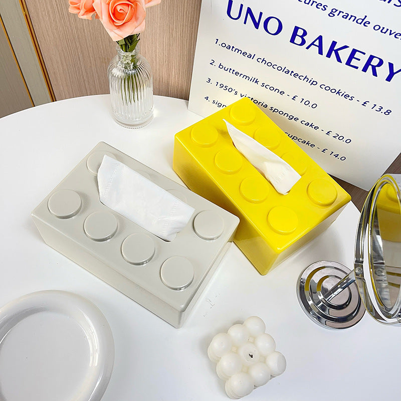 Moderner Wandhalter für Taschentücher mit verspieltem Blockdesign