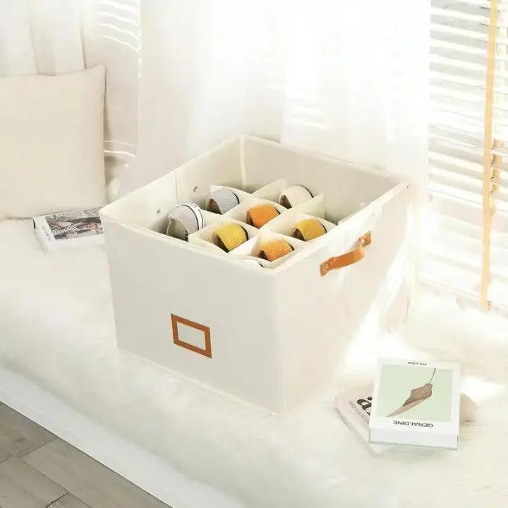 Organize Elegantly™ - Geteilte Aufbewahrungsbox für Schals & Accessoires