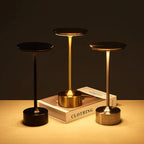 LuxeLumina | Chic Stilvolle Tischlampe