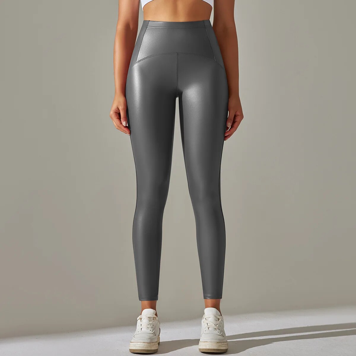 Woolenova™ | Eleganz und Komfort in Lederleggings