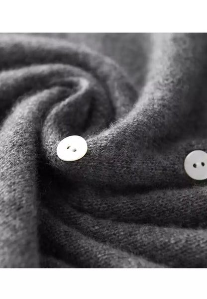 Couture™ Schicker Pullover mit modischem Knopfverschluss